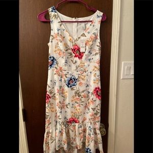 White House black market NWT size 2